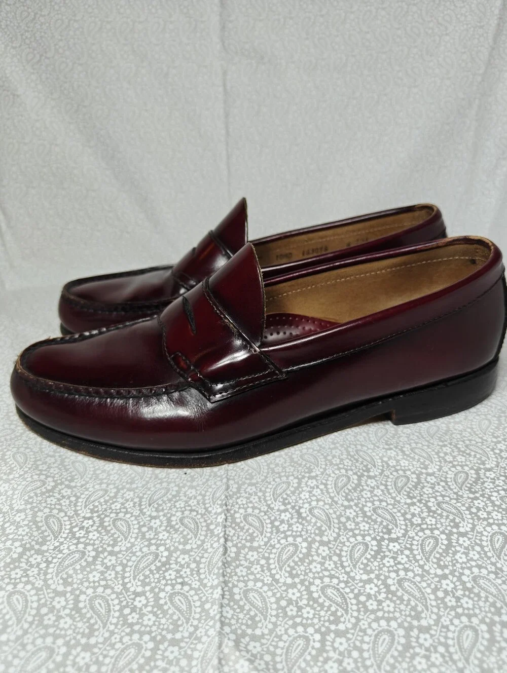 G.H. Bass Weejuns Vintage Oxblood Loafer Slip Casual Leather Men's 10.5